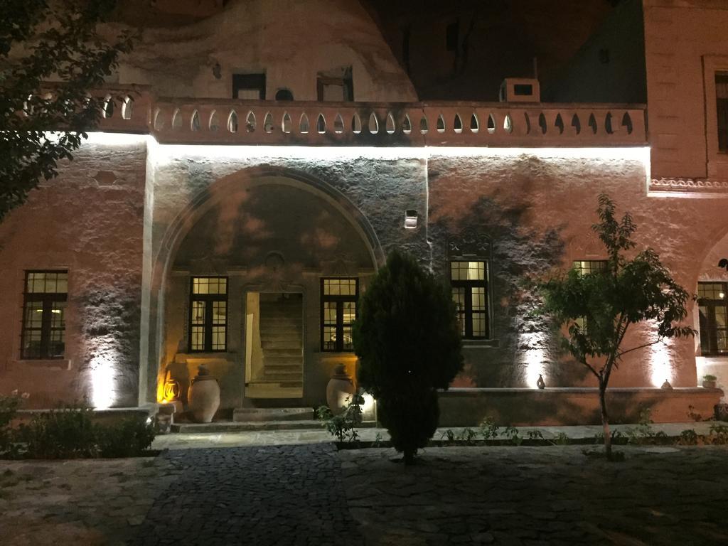 The Village Cave Hotel Гьореме Екстериор снимка