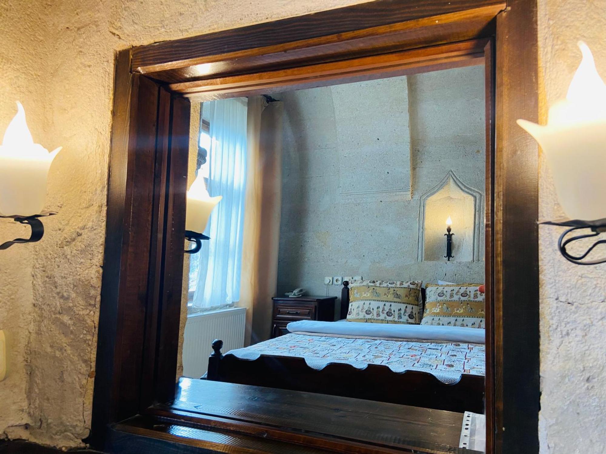 The Village Cave Hotel Гьореме Стая снимка